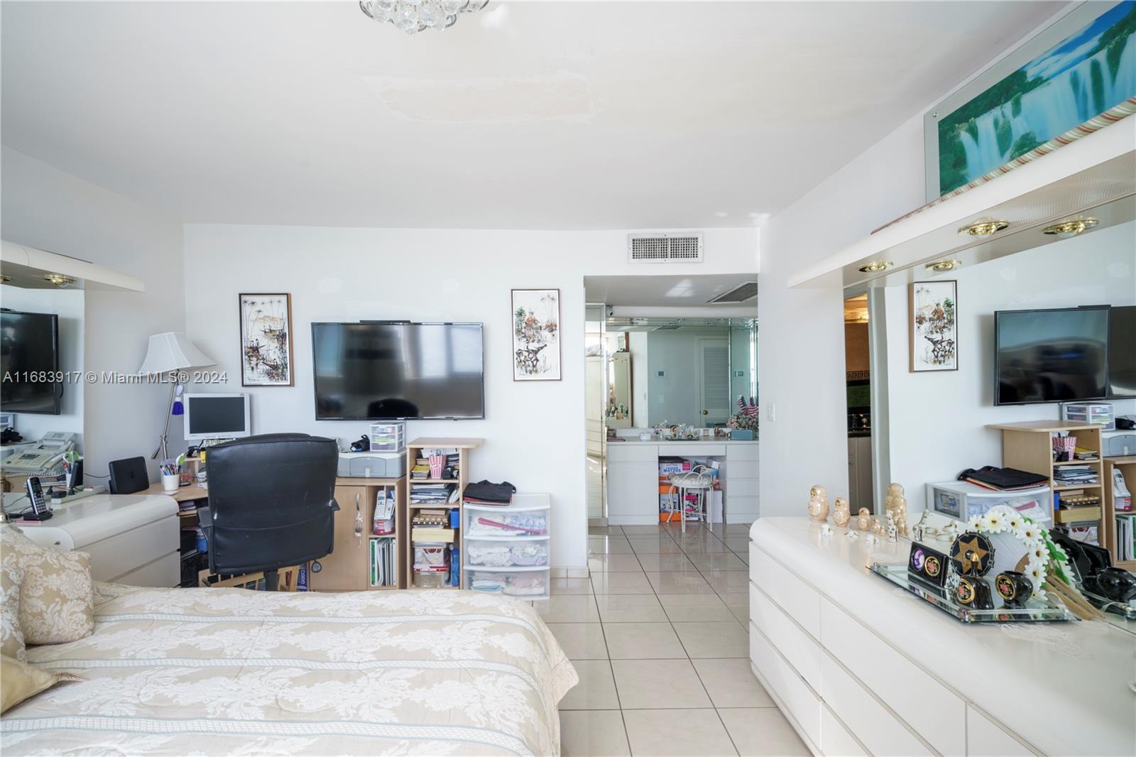 PARKER TOWER CONDO - Residential