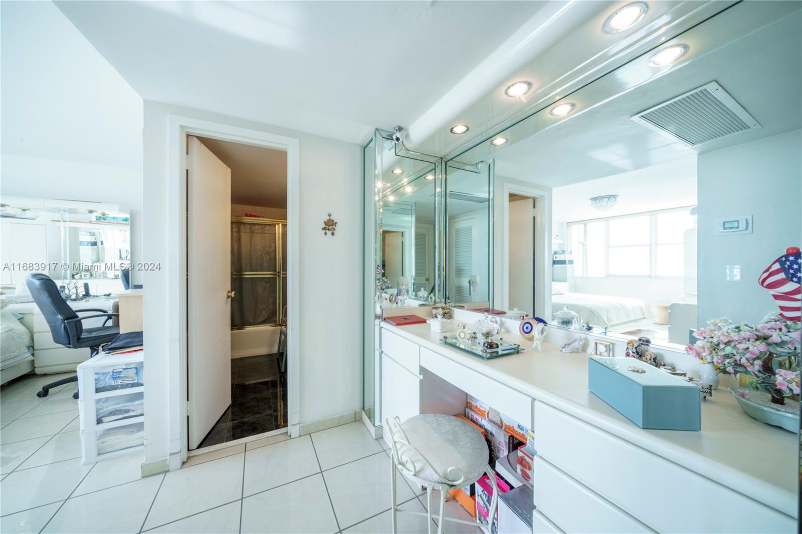 PARKER TOWER CONDO - Residential