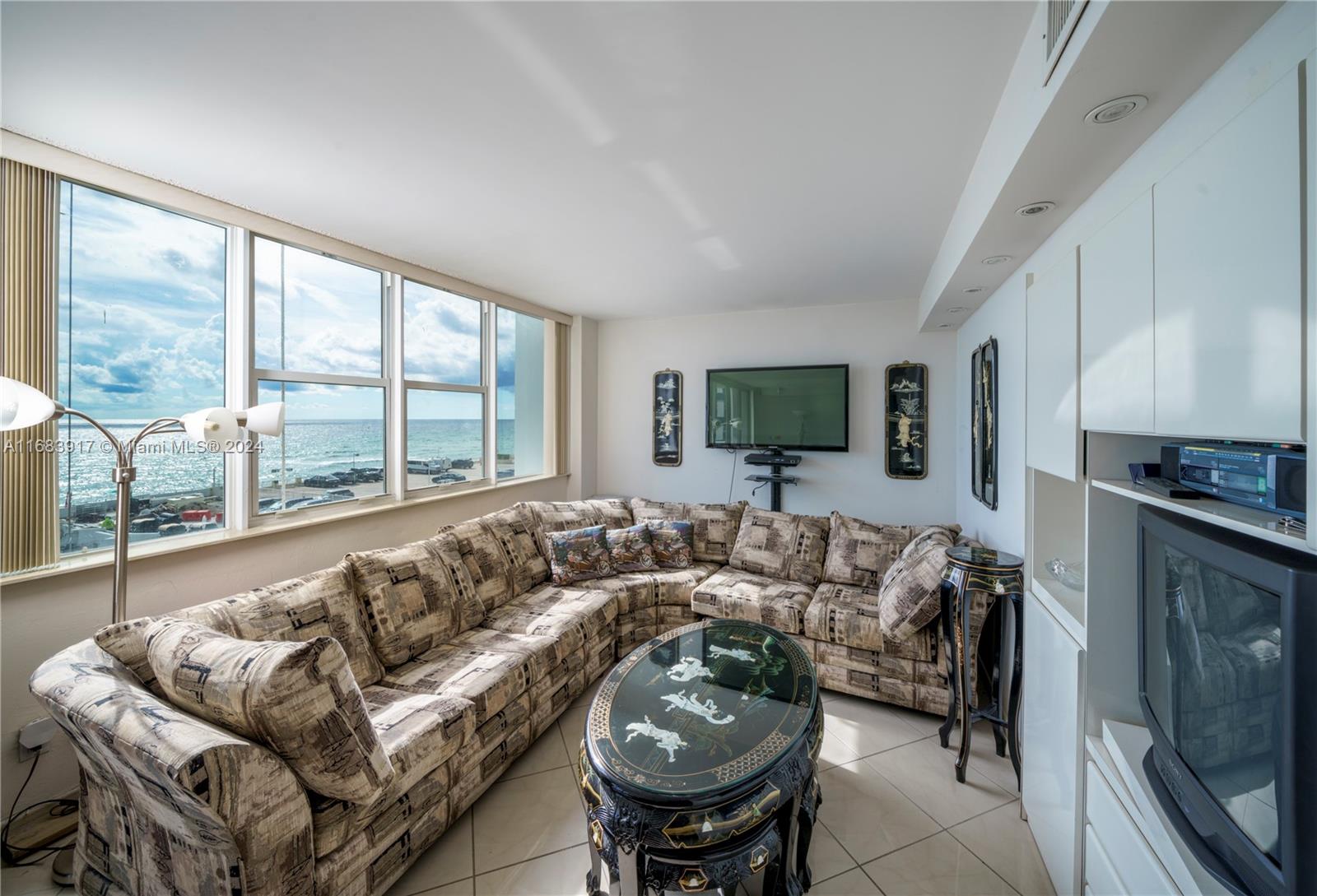 PARKER TOWER CONDO - Residential