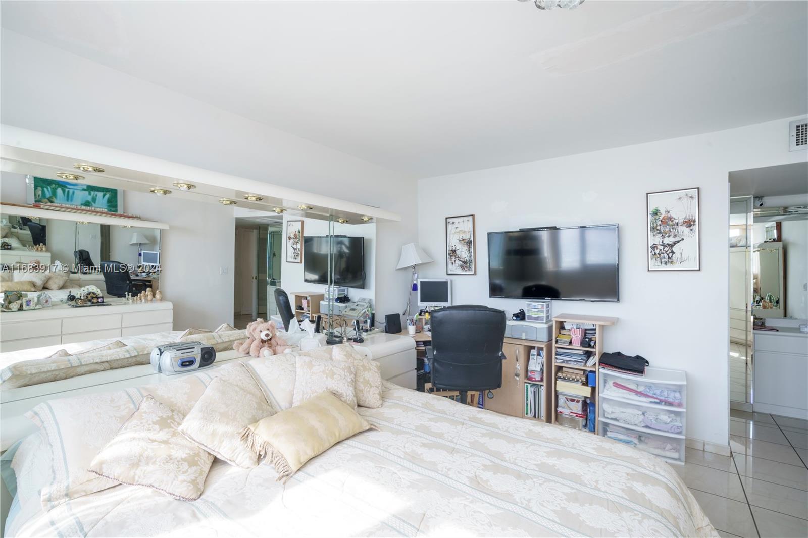 PARKER TOWER CONDO - Residential