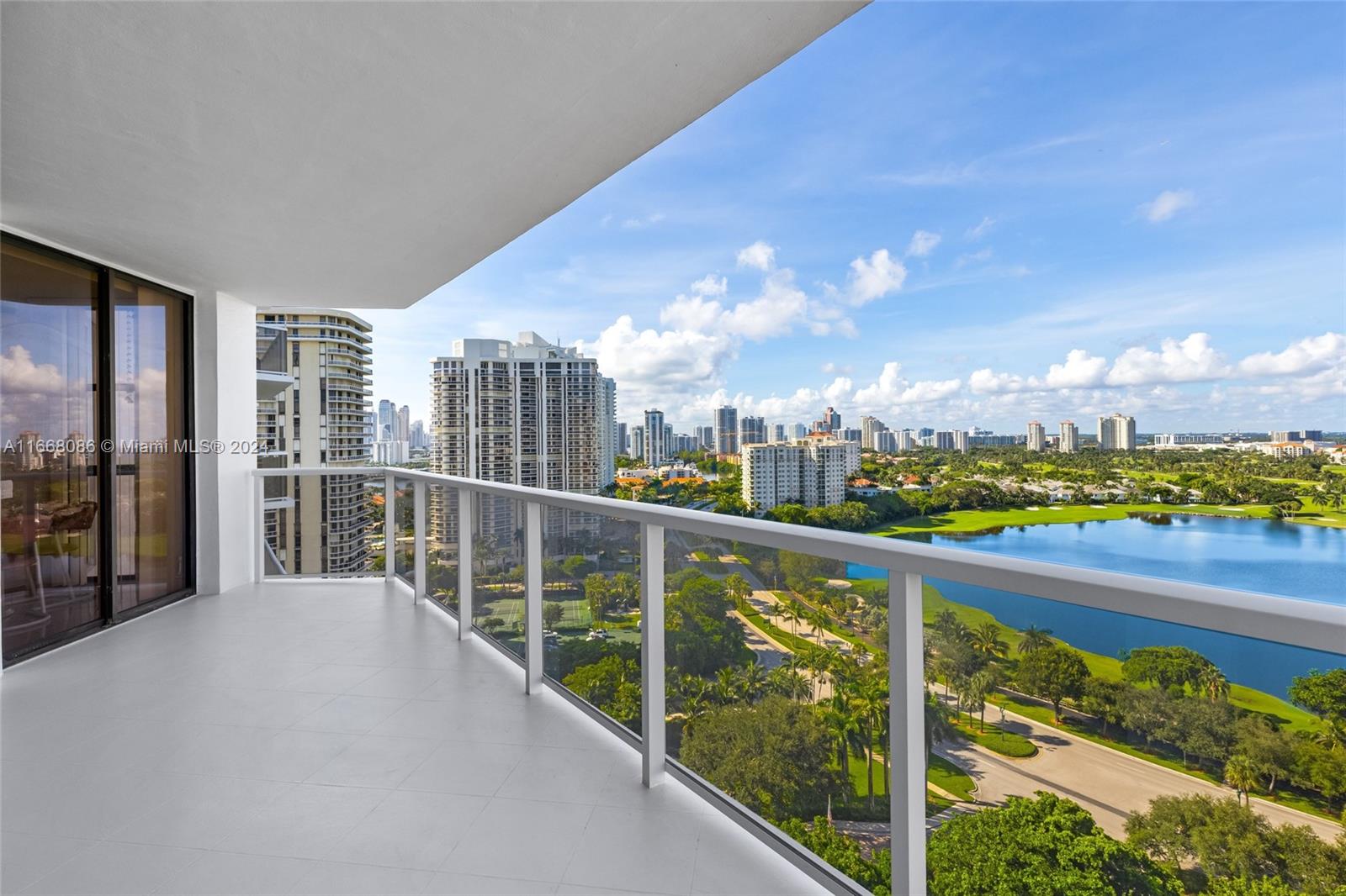 HAMPTONS WEST CONDO - Residential