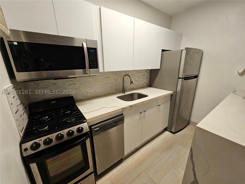 Photo of 1723 Liberty St #4, Hollywood, FL 33020 (MLS # A12061261)