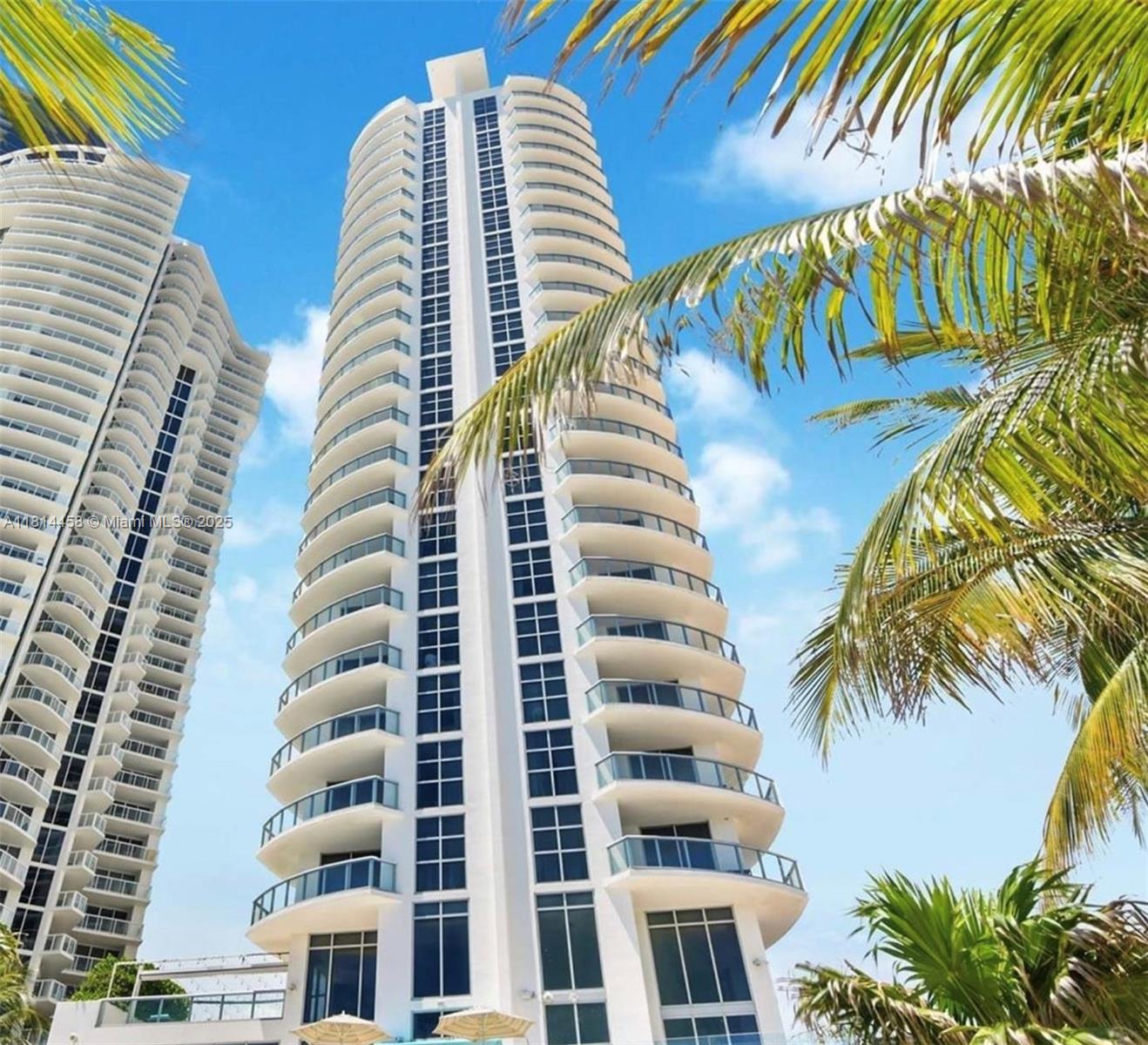 18683 Collins Ave 2510