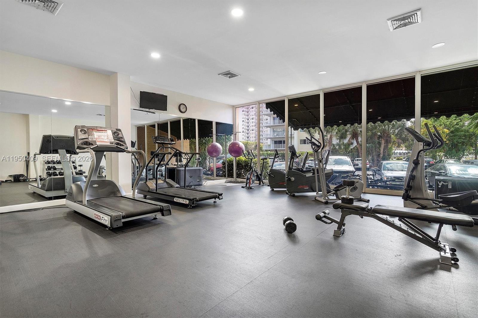 Lake Point Tower Condo - Residential