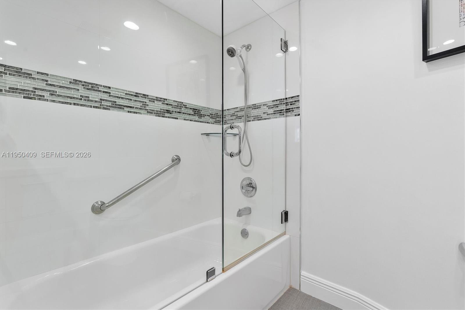 Lake Point Tower Condo - Residential