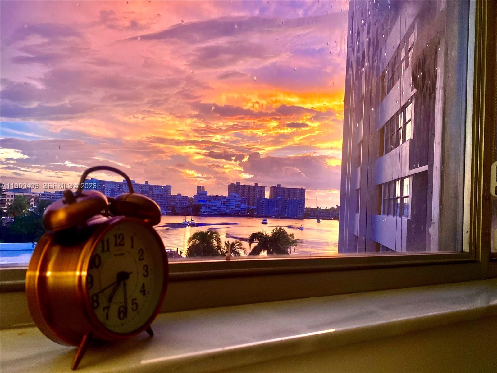 Lake Point Tower Condo - Residential