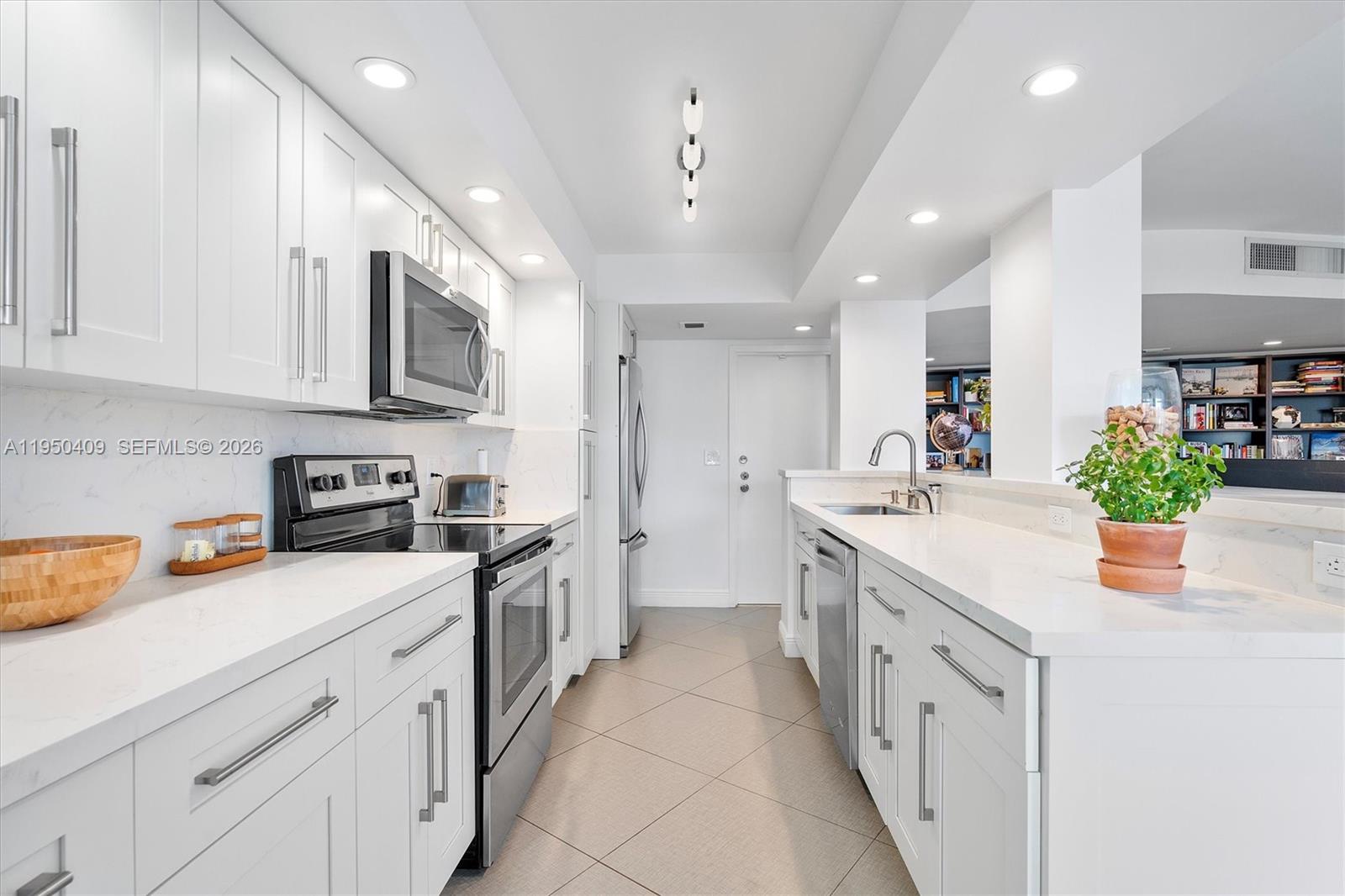 Lake Point Tower Condo - Residential