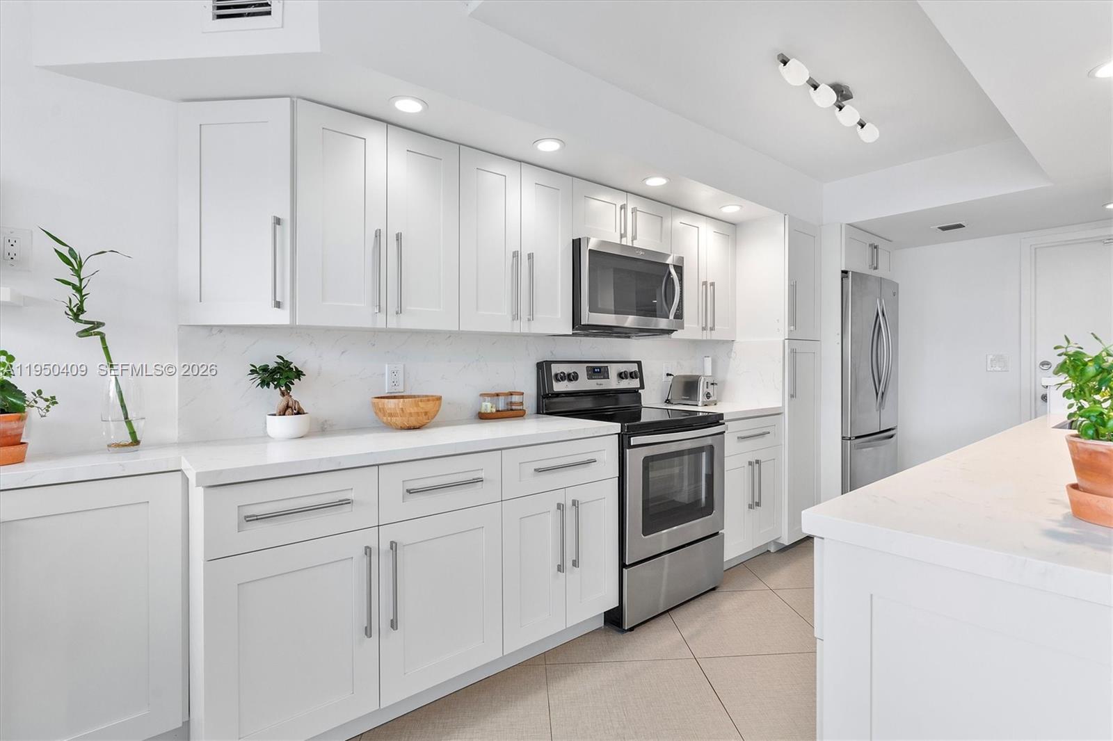 Lake Point Tower Condo - Residential