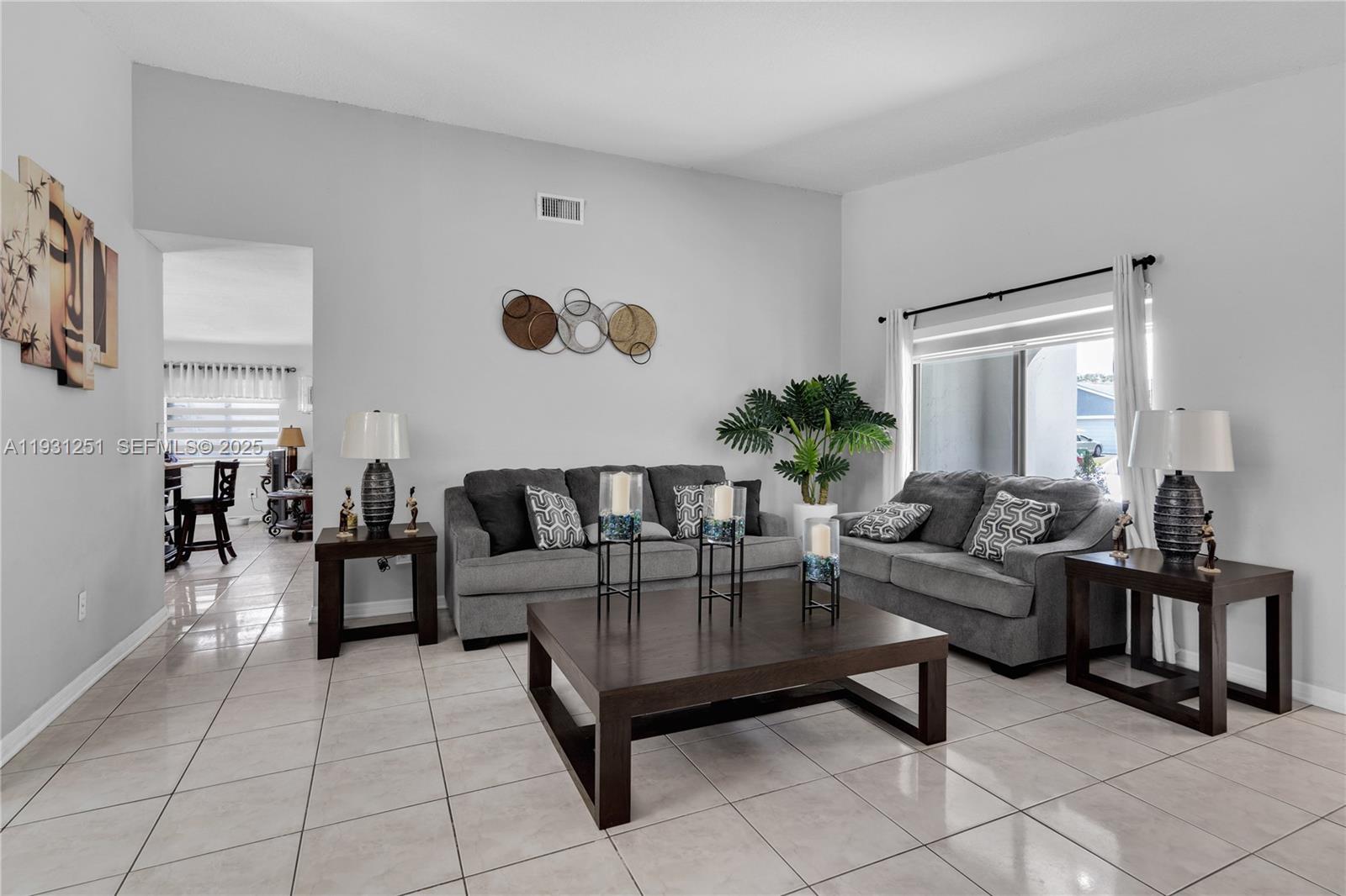 FLAMINGO GARDENS-TAMARIND - Residential