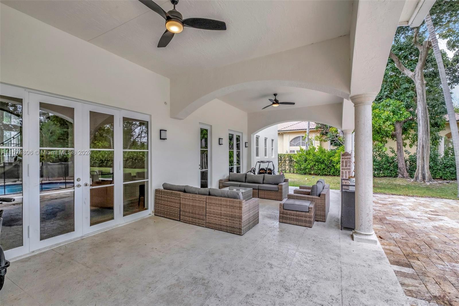 SOUTH MITCHELL MANORS - Residential