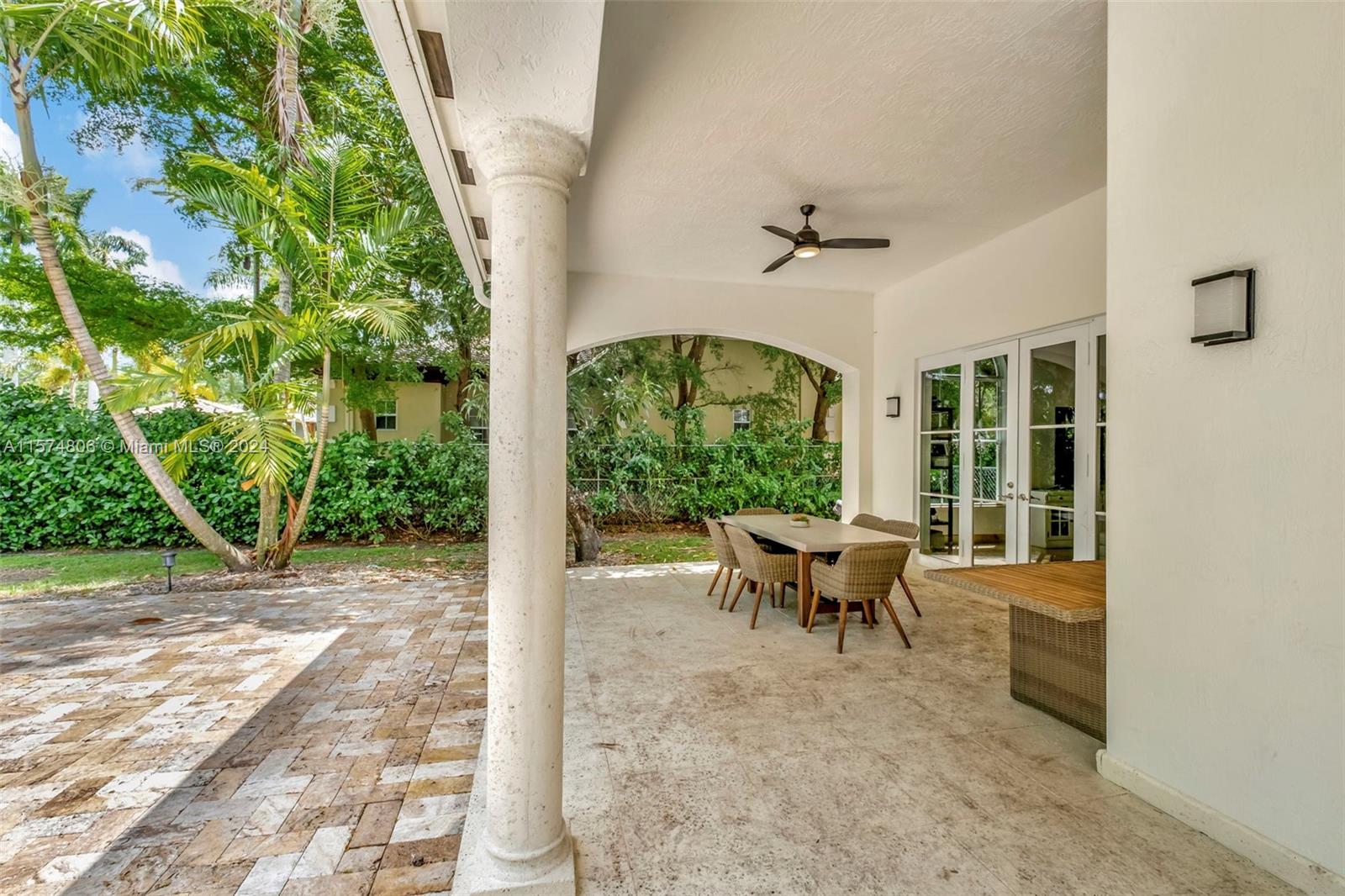 SOUTH MITCHELL MANORS - Residential