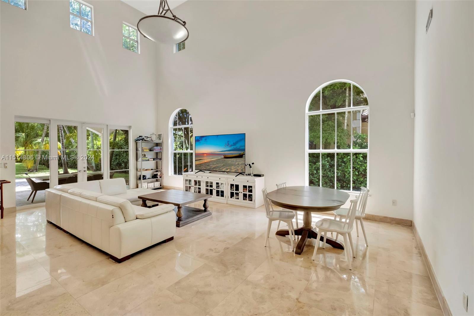 SOUTH MITCHELL MANORS - Residential