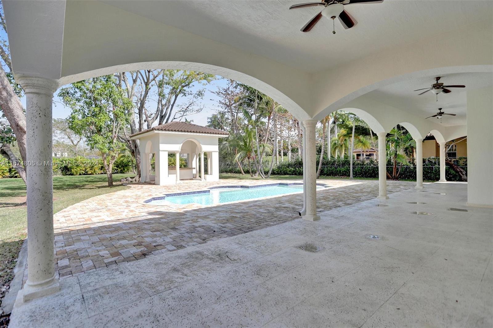 SOUTH MITCHELL MANORS - Residential