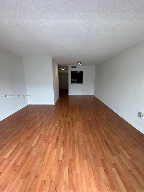 THE BEACH CLUB FONTAINEBL - Residential Lease