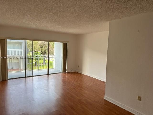 THE BEACH CLUB FONTAINEBL - Residential Lease