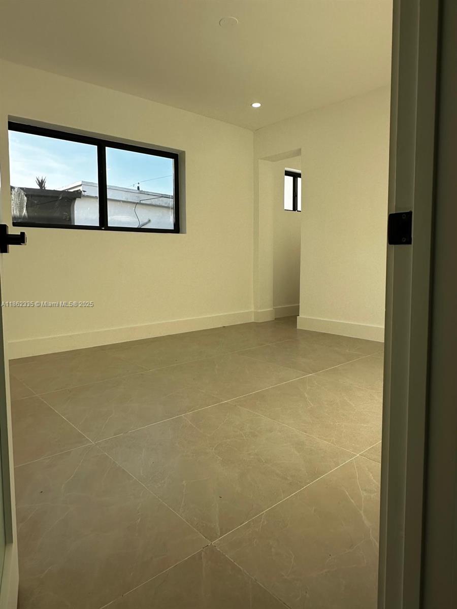 CORAL WAY VILLAGE SEC A P - Residential