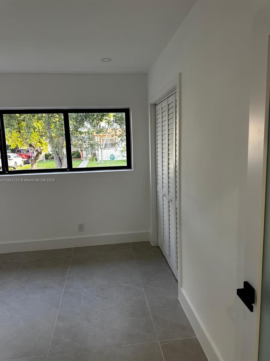 CORAL WAY VILLAGE SEC A P - Residential