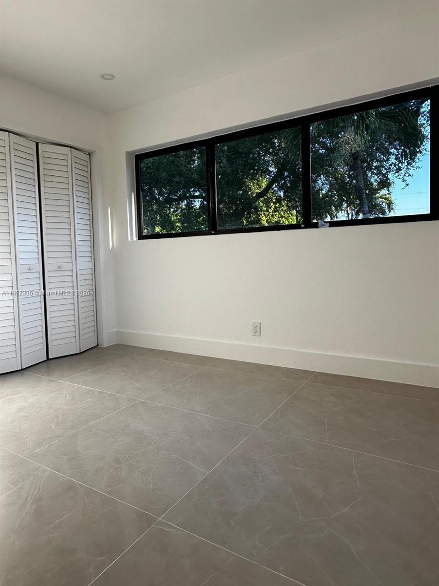 CORAL WAY VILLAGE SEC A P - Residential