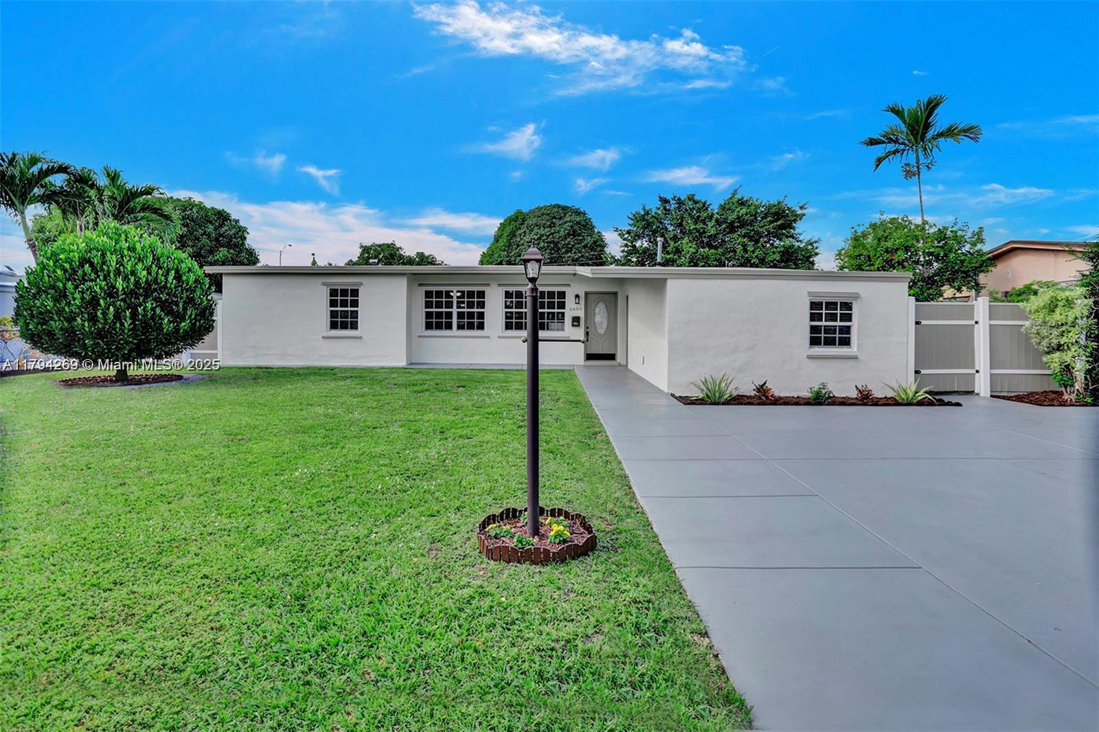 Rental Property at 6480 W 13th Ave 6480, Hialeah, Miami-Dade County, Florida - Bedrooms: 4 
Bathrooms: 2  - $3,800 MO.