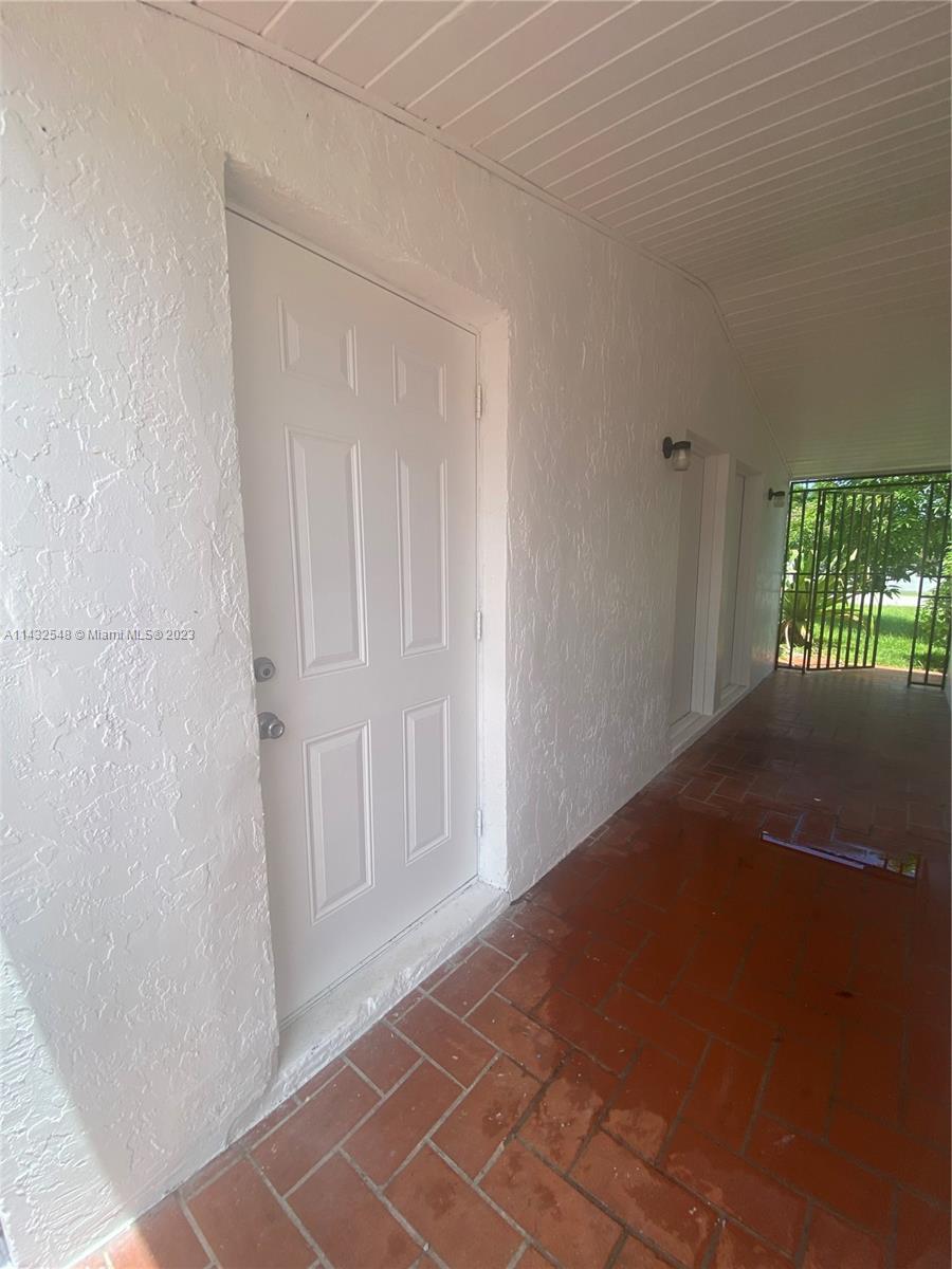 REPLAT OF PORTIONS OF RIC - Residential Lease