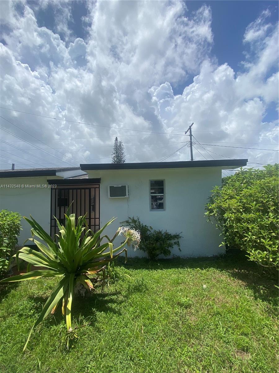 REPLAT OF PORTIONS OF RIC - Residential Lease