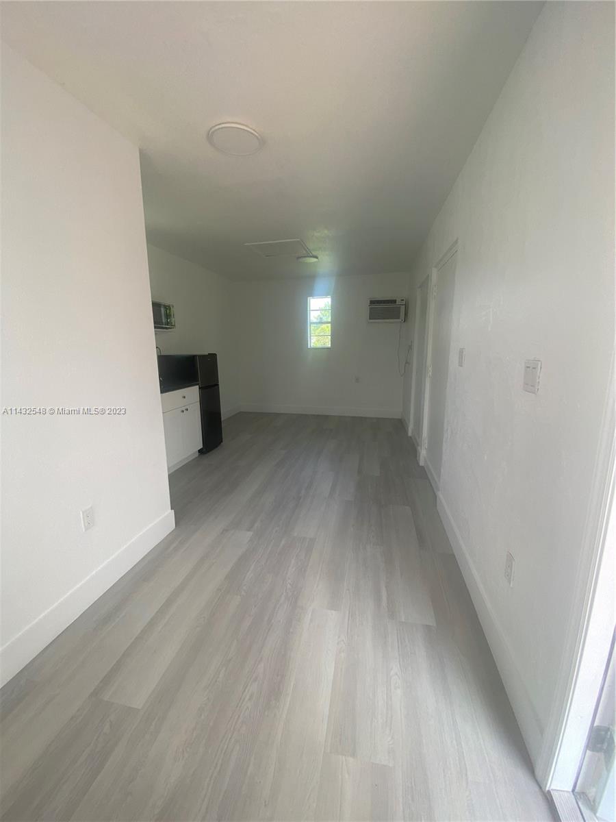 REPLAT OF PORTIONS OF RIC - Residential Lease