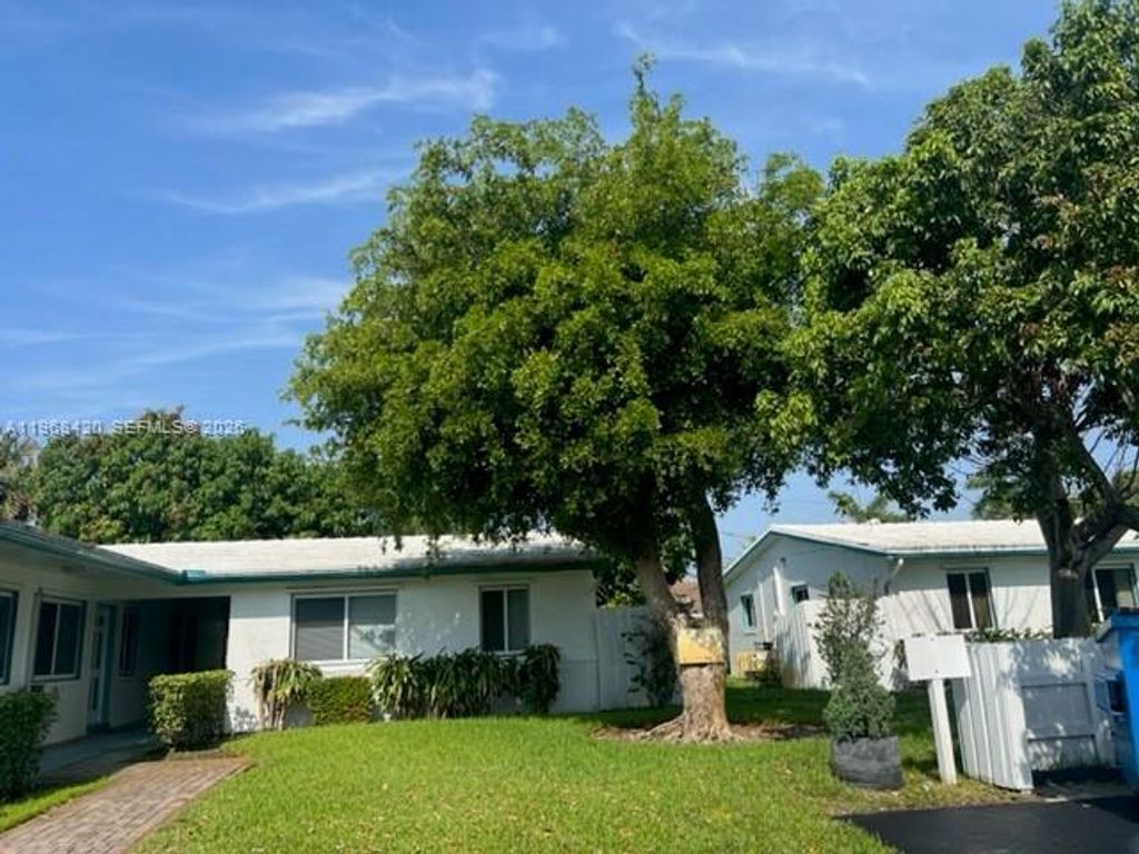 Photo of 5901 NE 18th Ave, Fort Lauderdale, FL 33334 (MLS # A11968420)