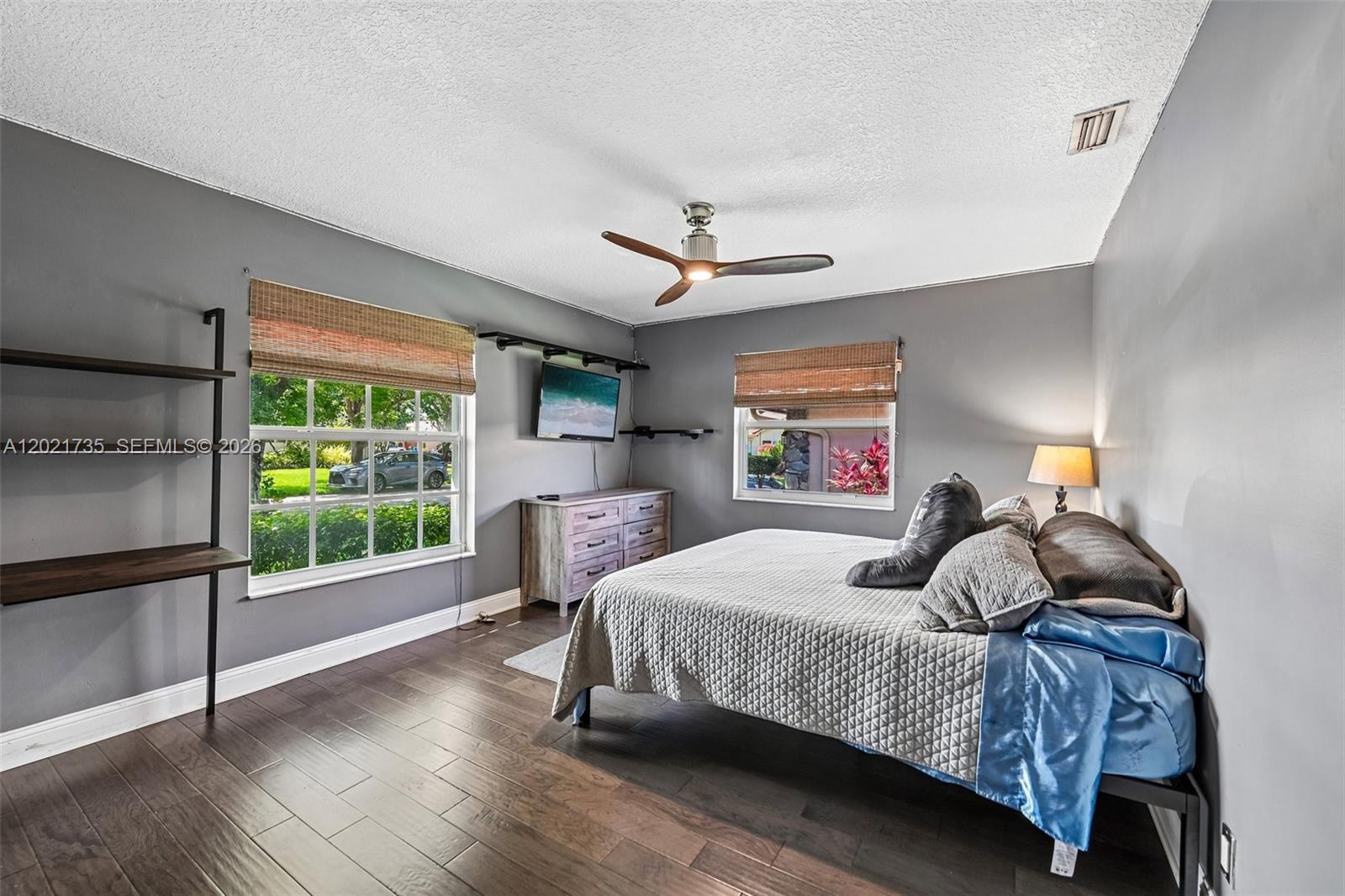 CYPRESS GLEN - Residential