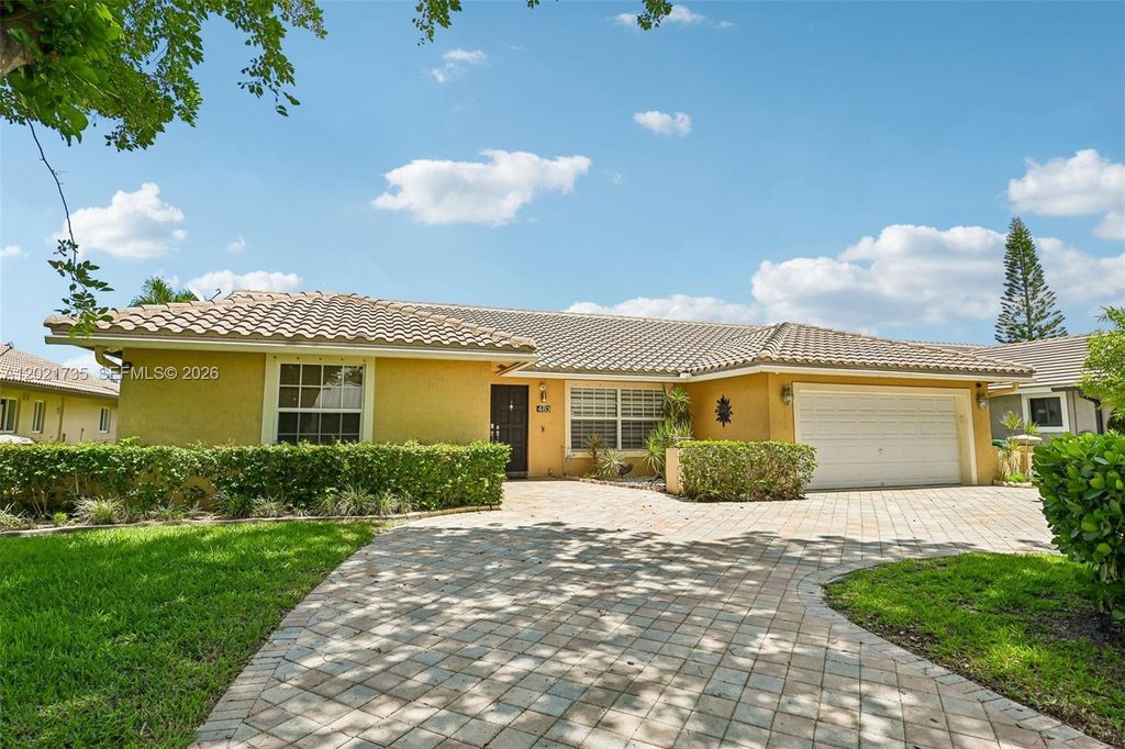 Photo of 483 NW 107th Ave, Coral Springs, FL 33071 (MLS # A12021735)