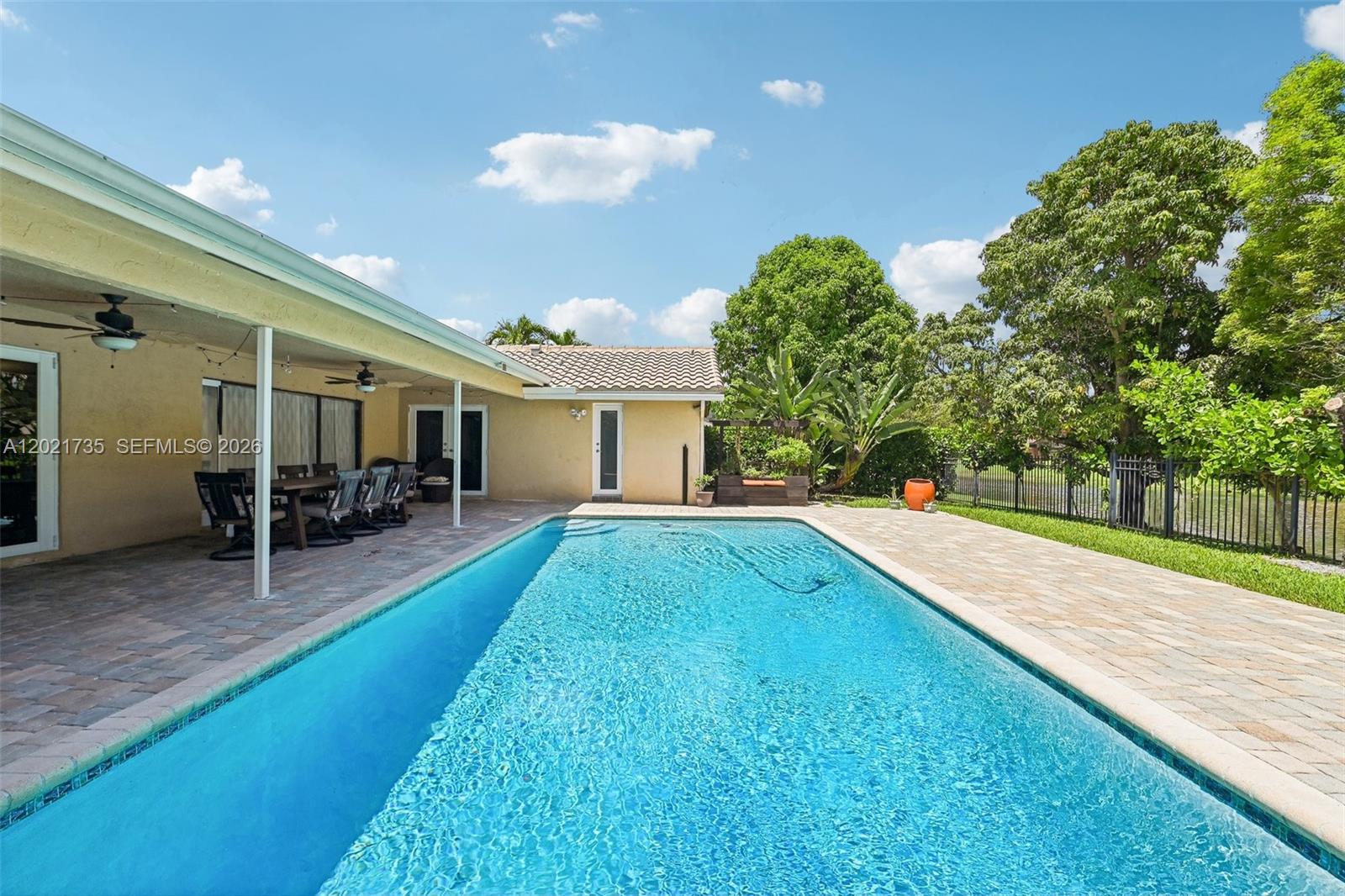 CYPRESS GLEN - Residential