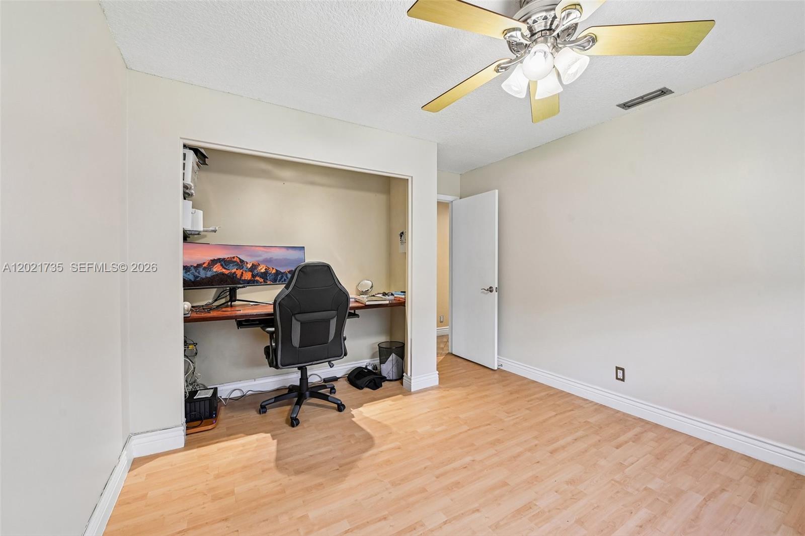 CYPRESS GLEN - Residential