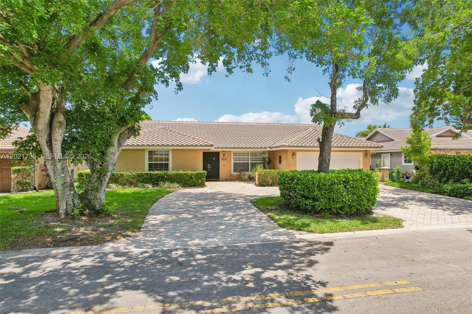 CYPRESS GLEN - Residential