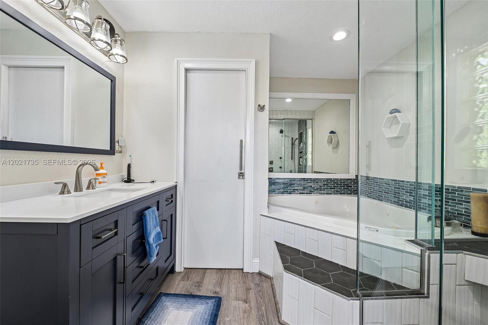 CYPRESS GLEN - Residential