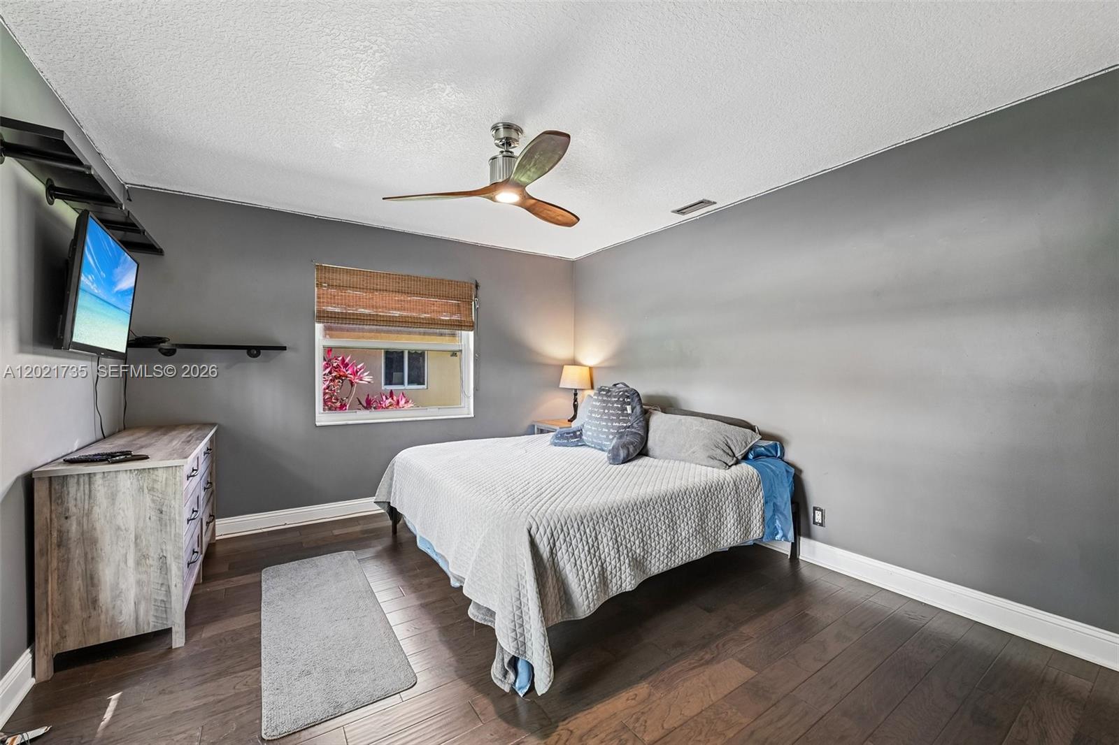 CYPRESS GLEN - Residential