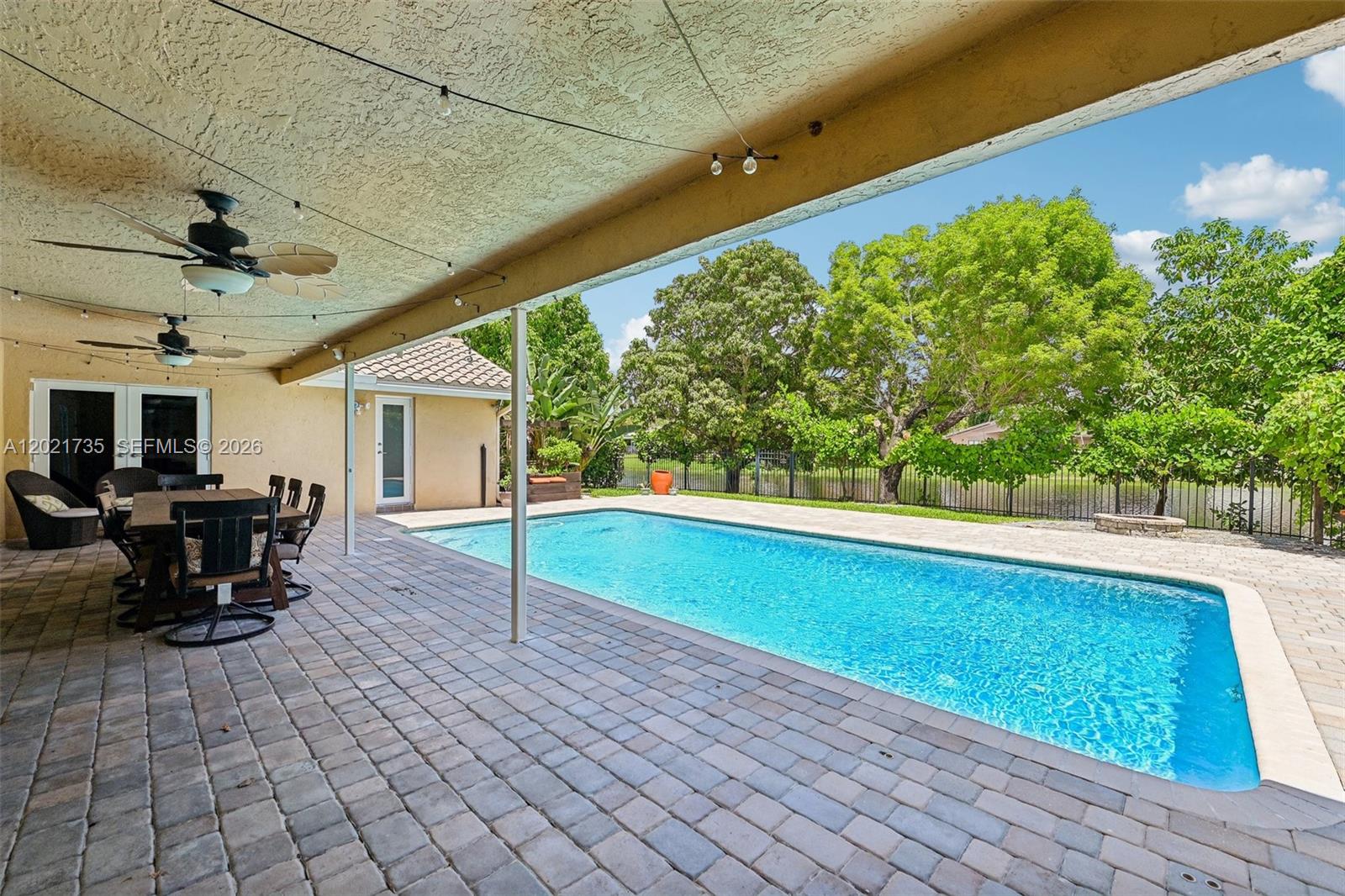 CYPRESS GLEN - Residential