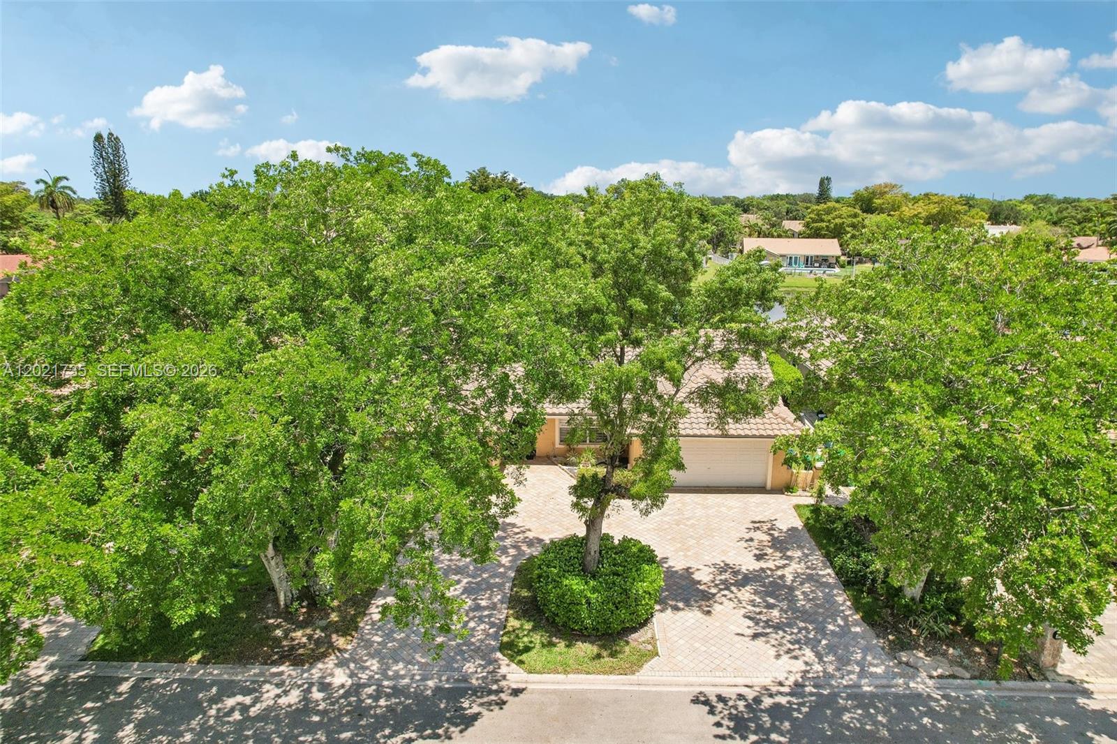 CYPRESS GLEN - Residential