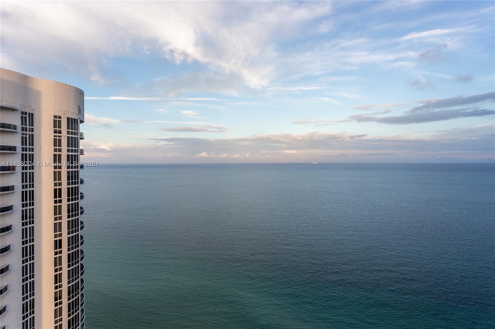 TDR TOWER II CONDO - Residential