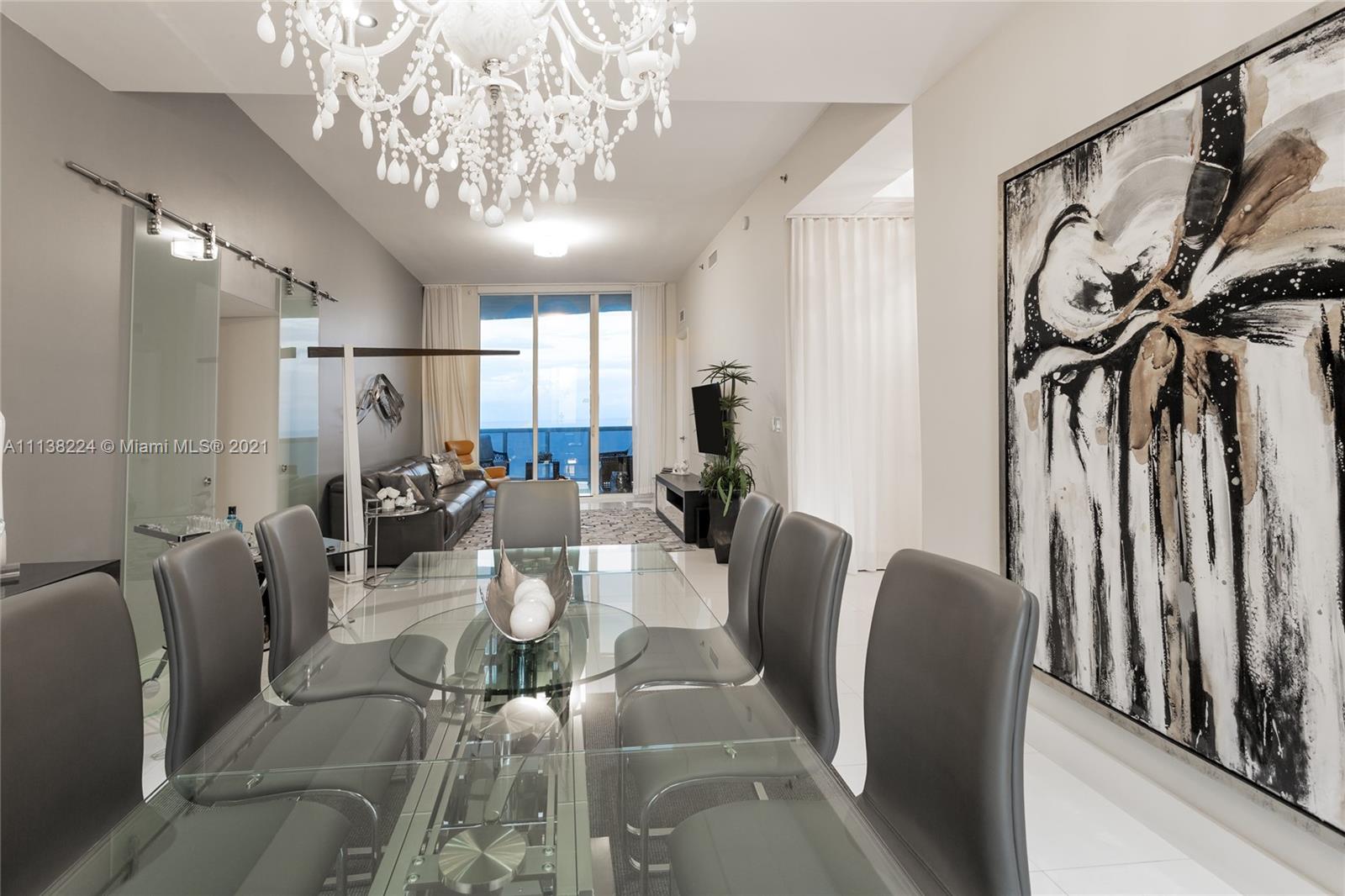 TDR TOWER II CONDO - Residential