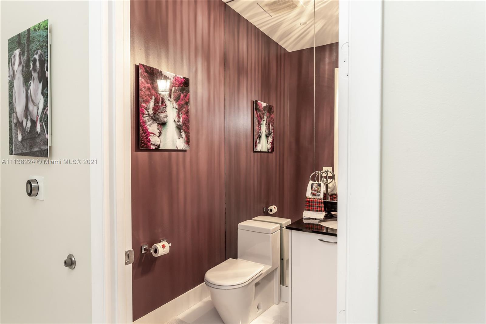 TDR TOWER II CONDO - Residential