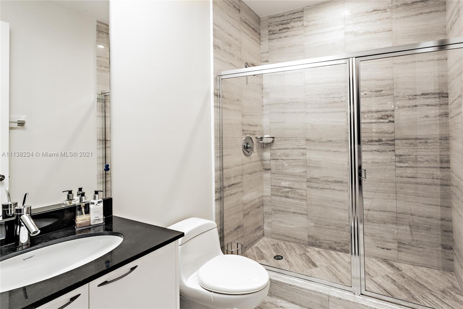 TDR TOWER II CONDO - Residential