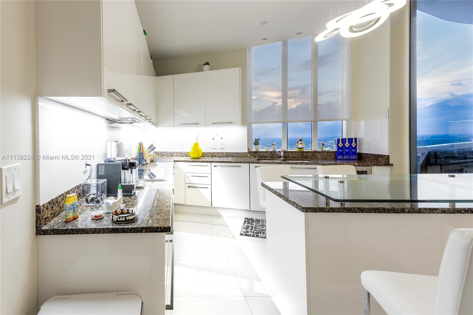 TDR TOWER II CONDO - Residential