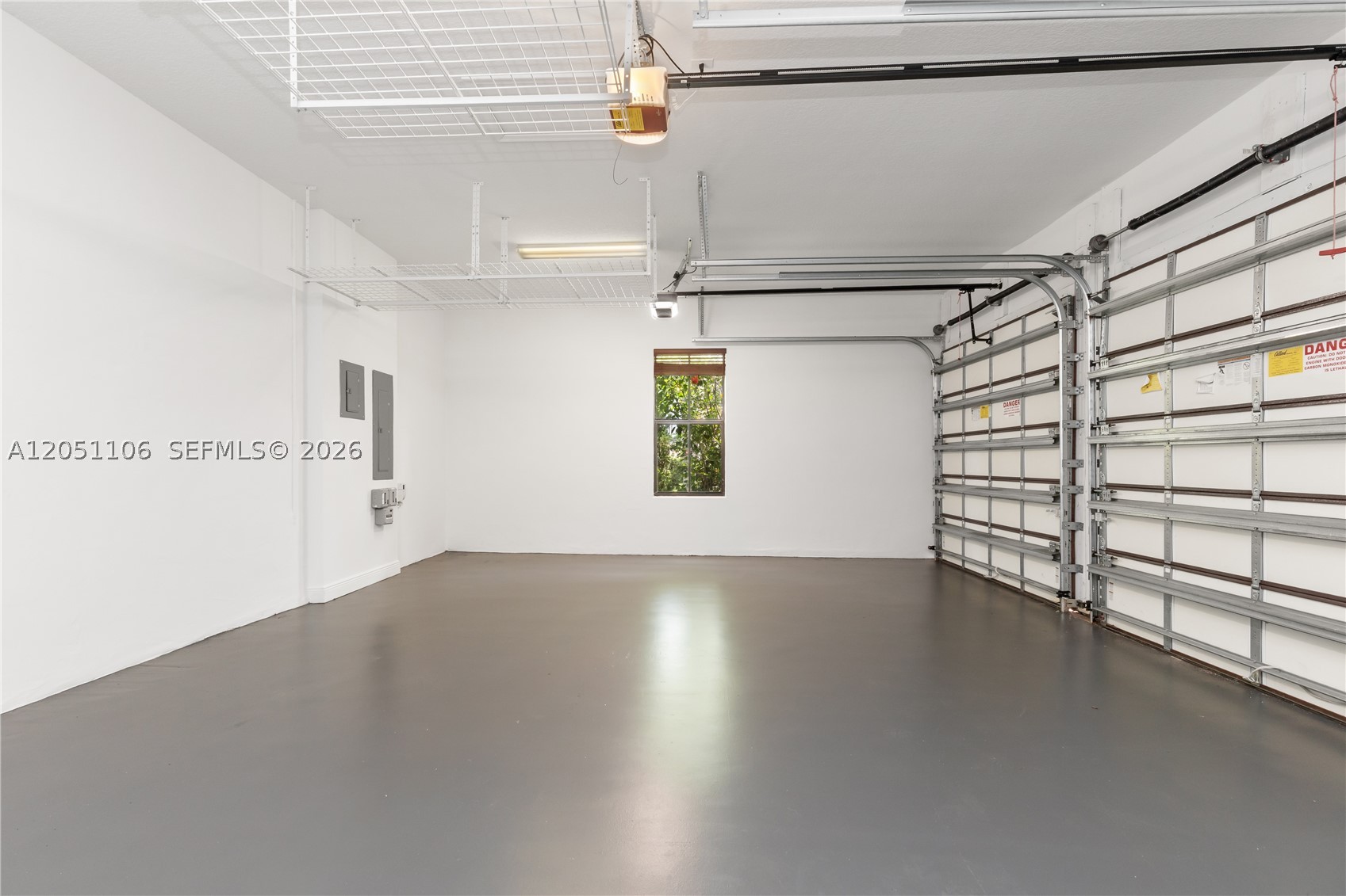 8420 NW 33rd St