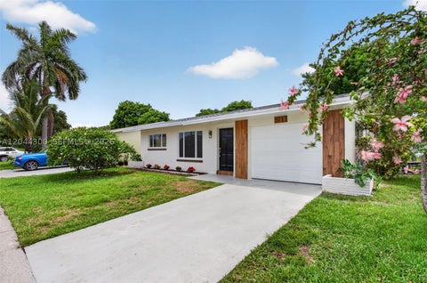 Tiny photo for 5711 NW 48th Ter, Tamarac, FL 33319 (MLS # A12044300)