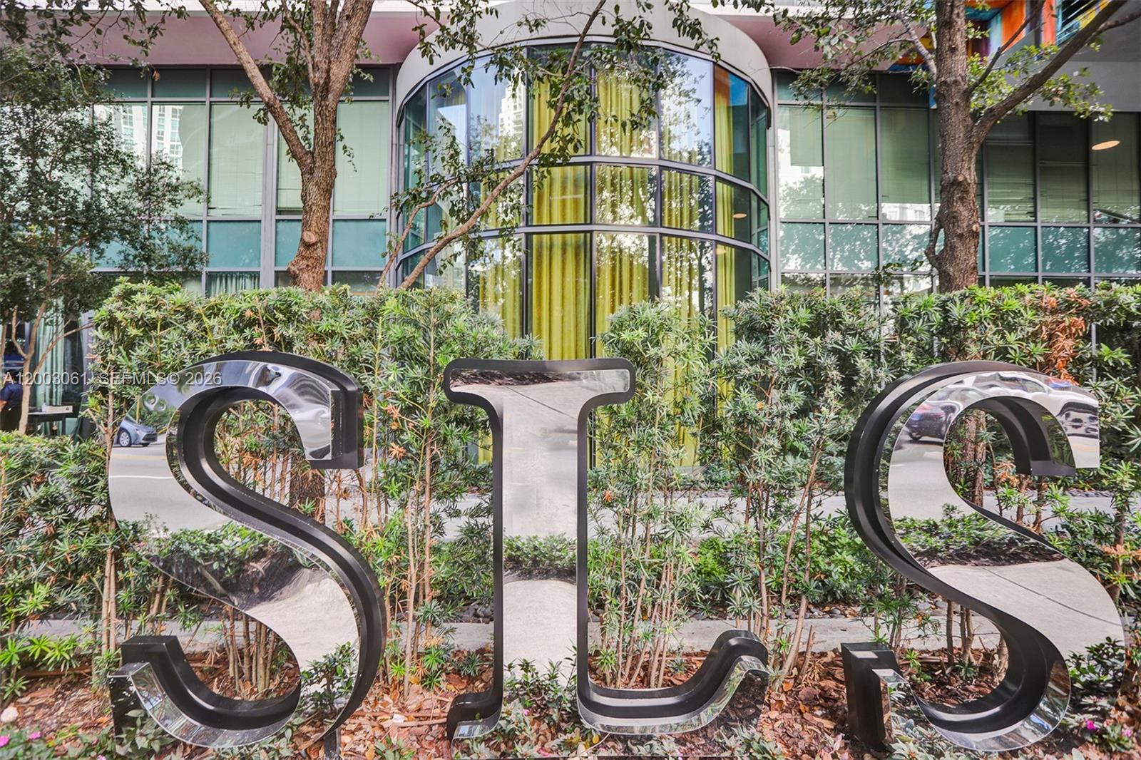 1300 S MIAMI AVENUE CONDO - Residential