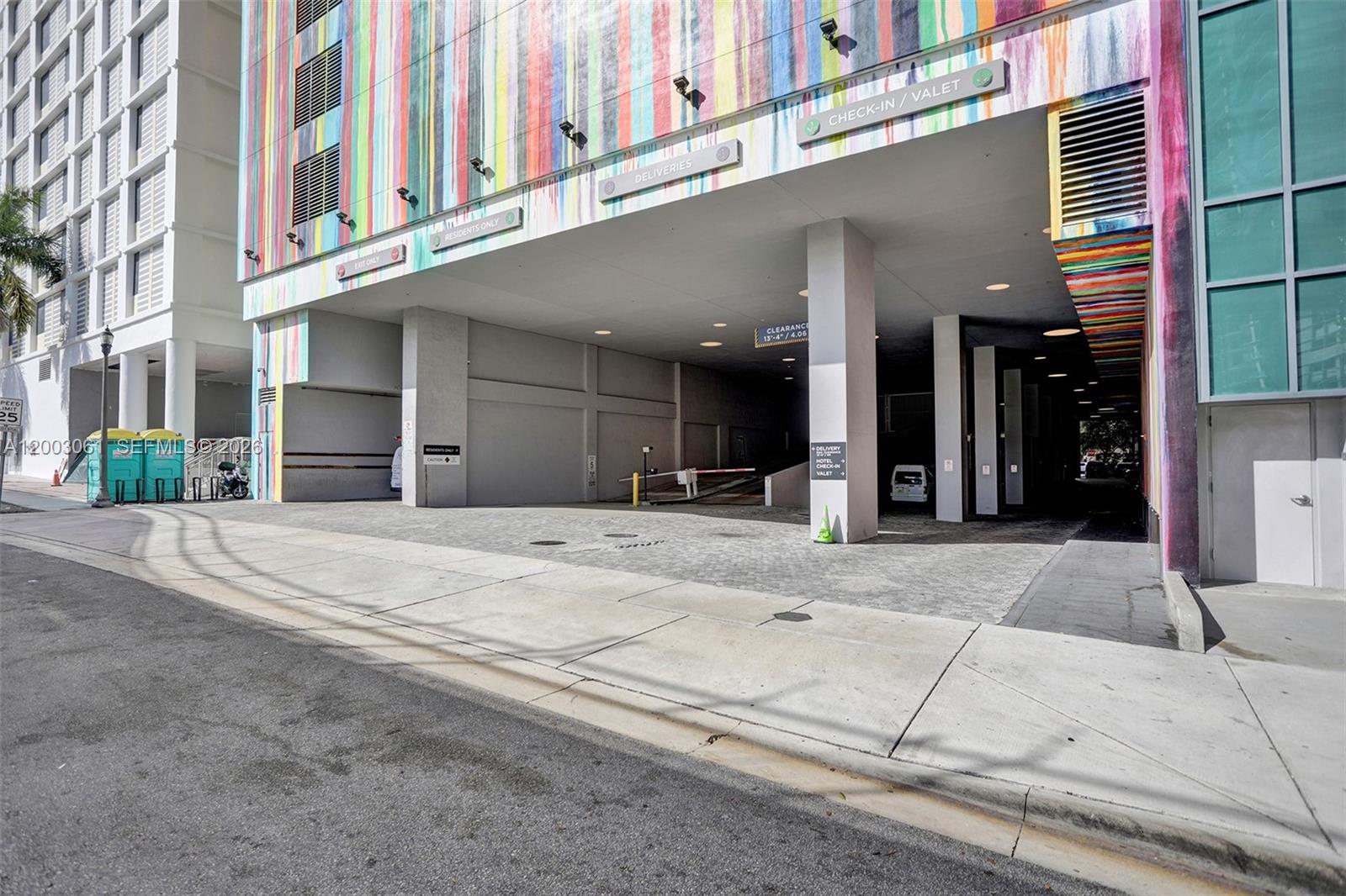 1300 S MIAMI AVENUE CONDO - Residential