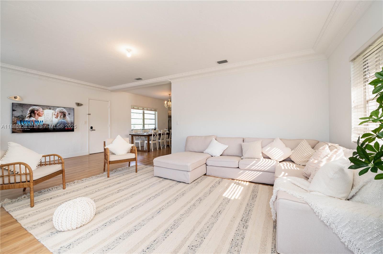 BRICKELL ESTATES - Residential Lease