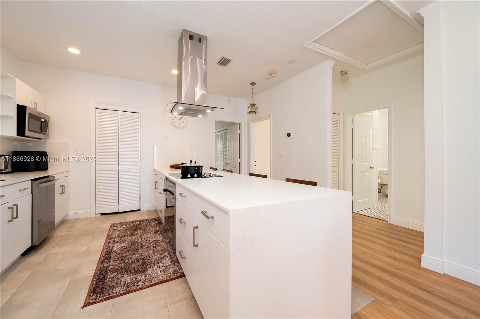 501 SW 24th Rd 501