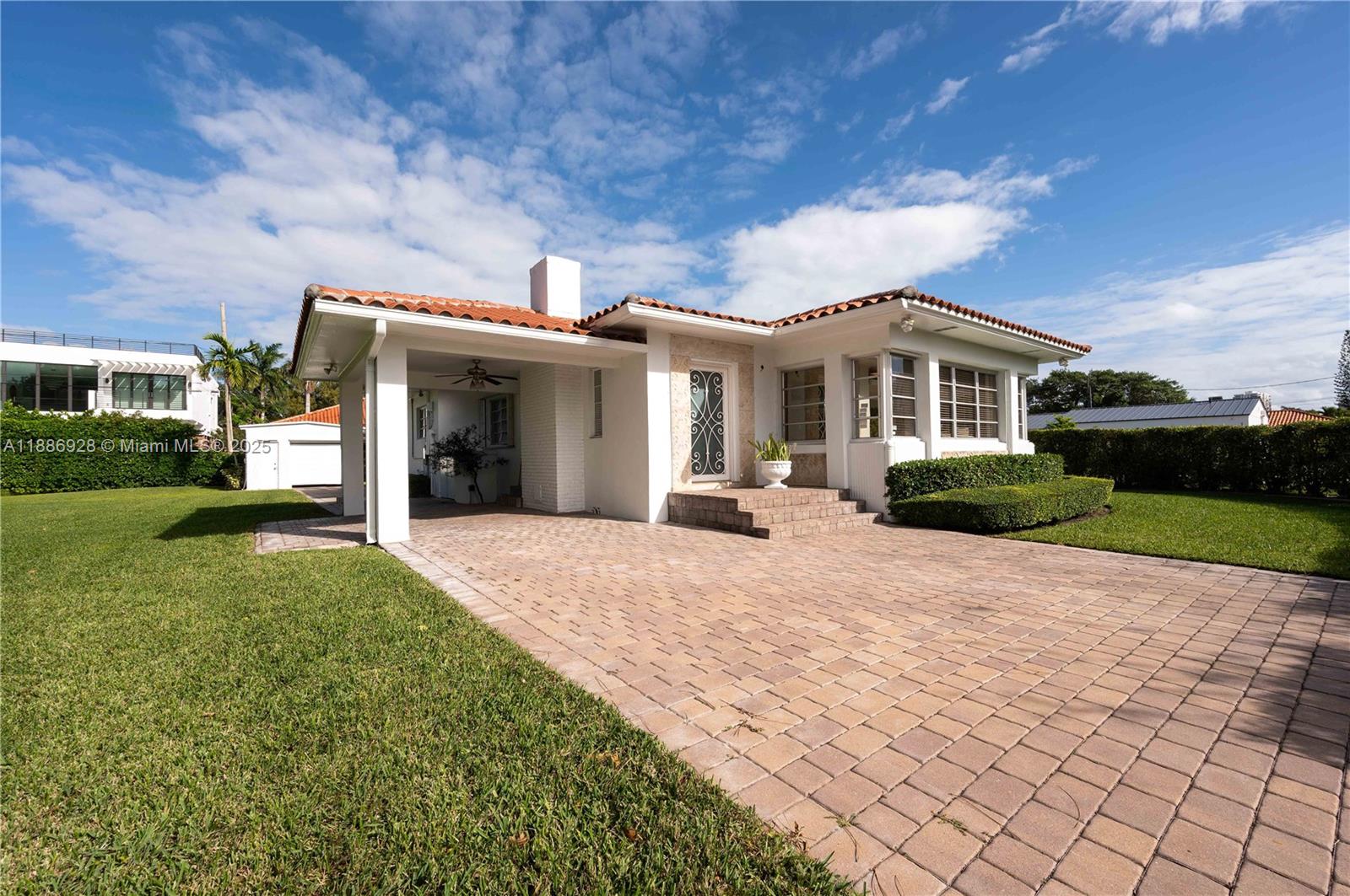 BRICKELL ESTATES - Residential Lease