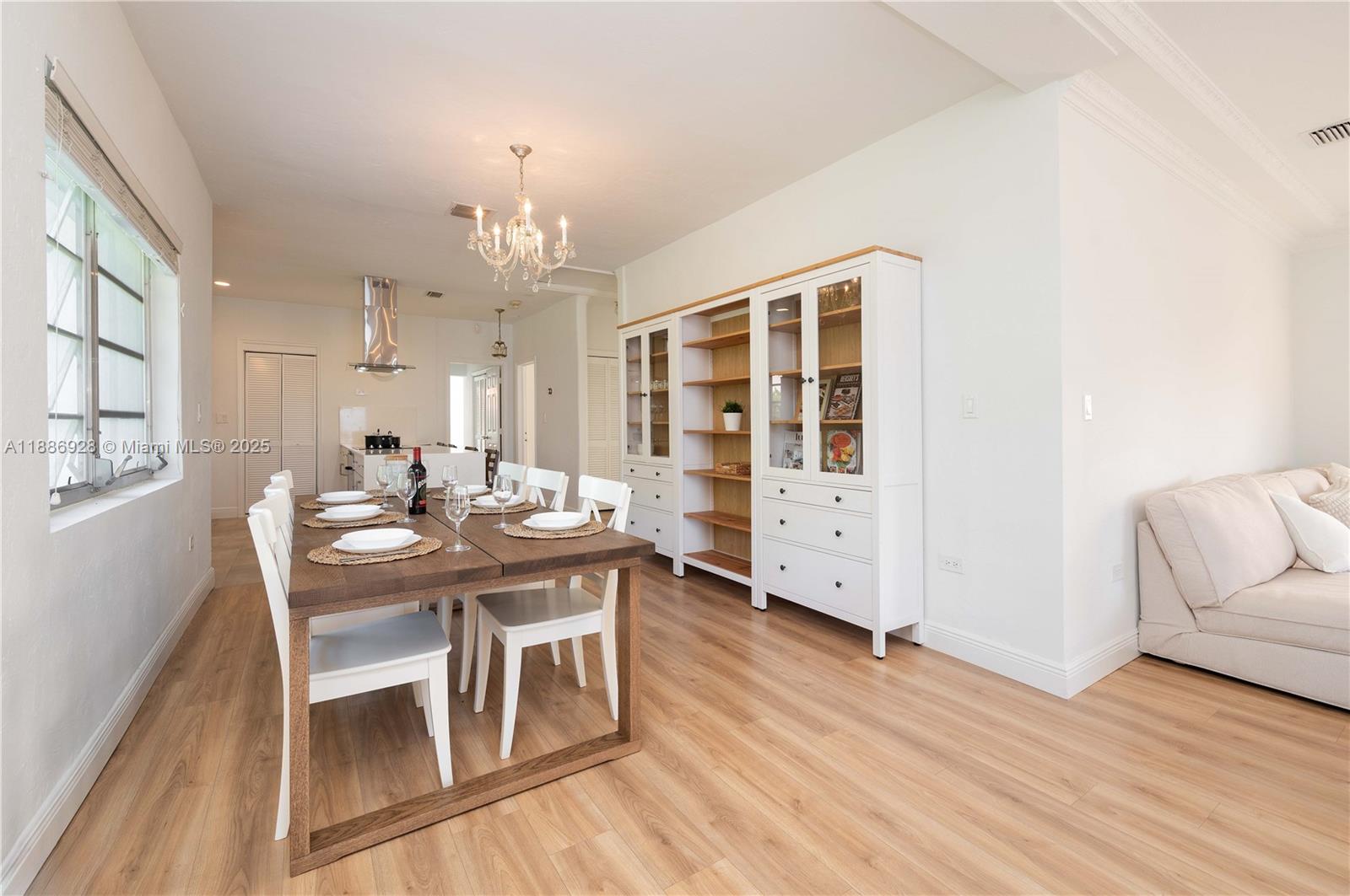 BRICKELL ESTATES - Residential Lease