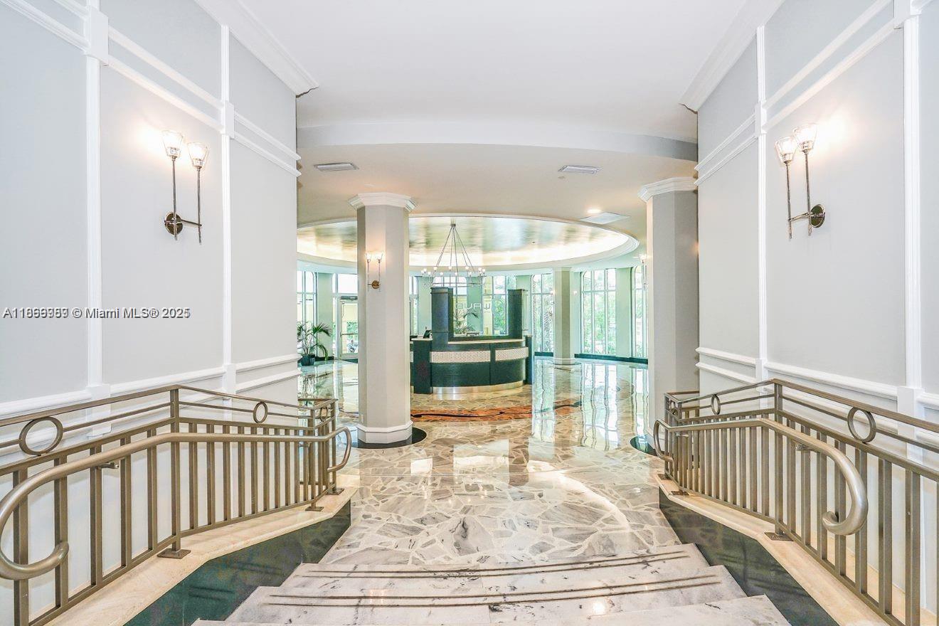 WAVE CONDO - Residential